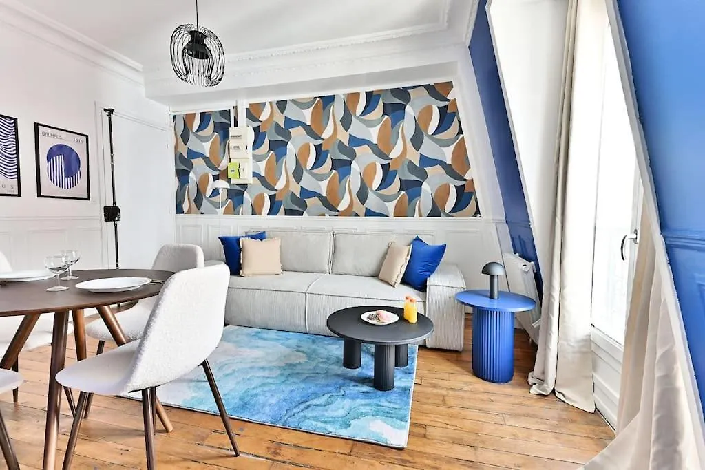 Appartement Paisible Centre De Paris - Bleu - II 0*,  France